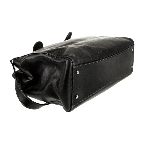 CHANEL - Medium Executive Cerf Tote w/ Strap - Picture 4 of 6